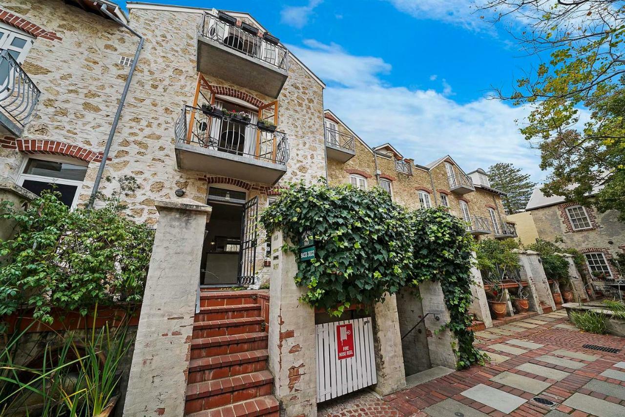 Bed & Breakfast Port Mill - Unique 4*